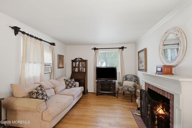 5 Sparrow Street D, Manchester, NJ 08759