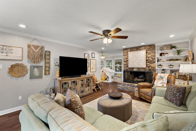 2304 Breckenridge Drive, Little Rock, AR 72227