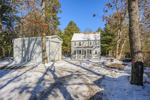 173 Main St., Mashpee, MA 02649