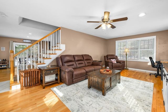 173 Main St., Mashpee, MA 02649