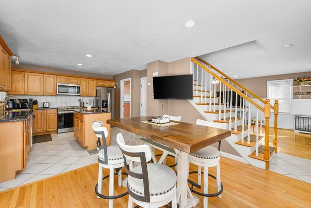 173 Main St., Mashpee, MA 02649