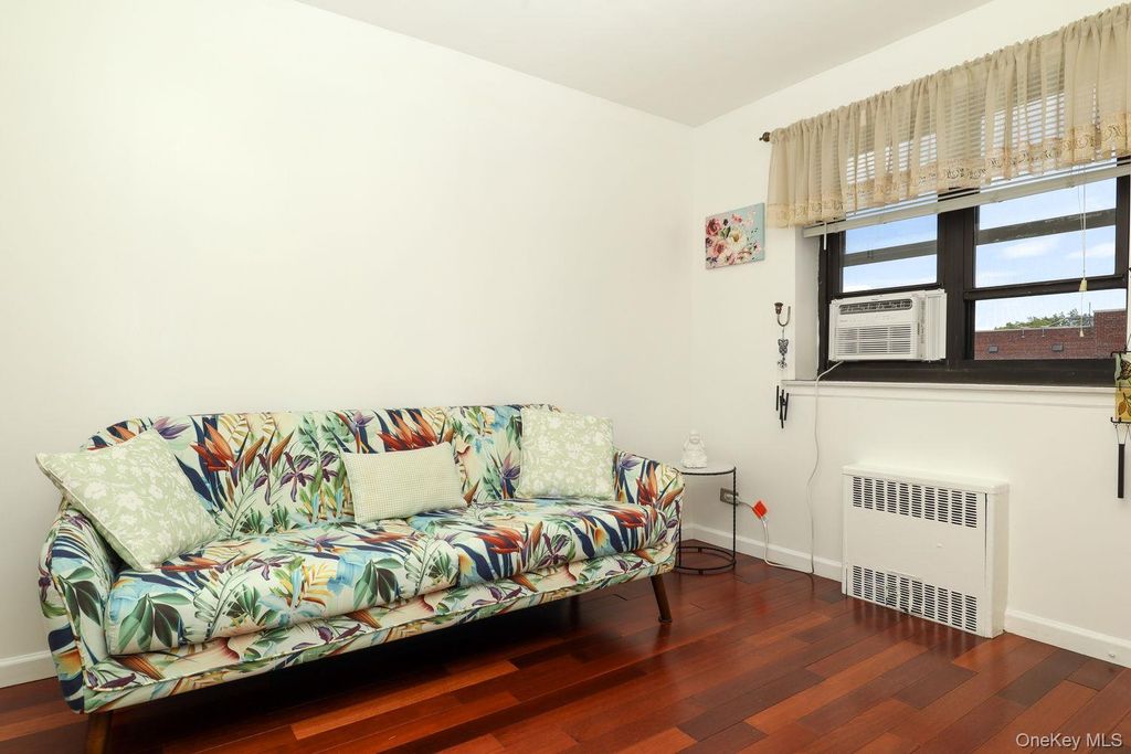 87-40 Francis Lewis Boulevard A68, Queens Village, NY 11427 — photo 4