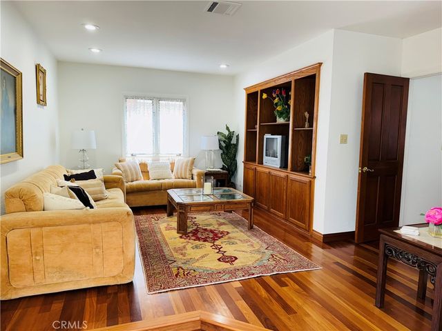 87 Rivo Alto Canal, Long Beach, CA 90803