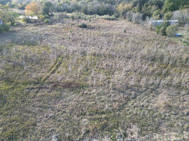 10.25 Acres Mustang Loop, Madisonville, TX 77864