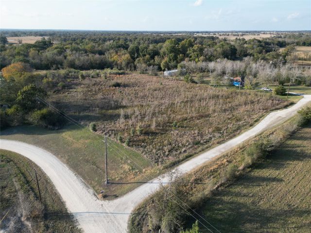 10.25 Acres Mustang Loop, Madisonville, TX 77864