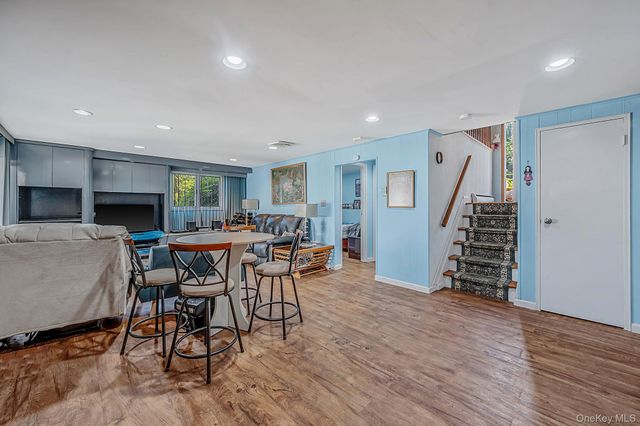 1000 Oakfield Avenue, North Bellmore, NY 11710