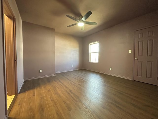 3118 37th Street, Front, Lubbock, TX 79413