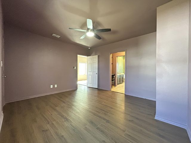 3118 37th Street, Front, Lubbock, TX 79413