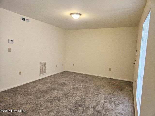 3309 Bridges Street, Morehead City, NC 28557