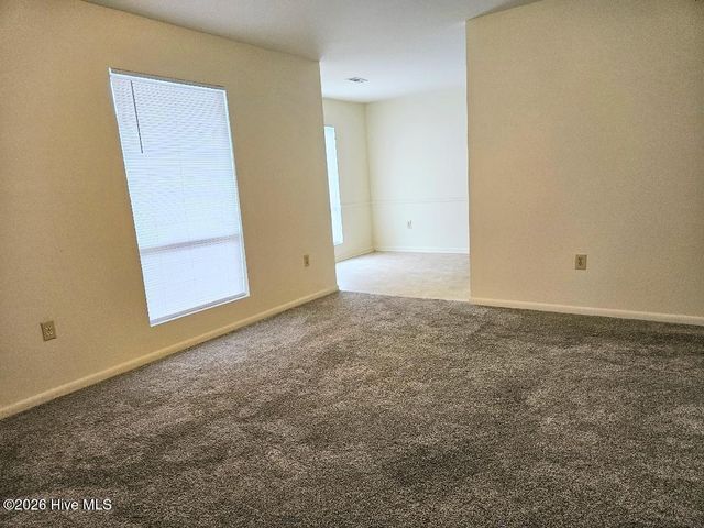 3309 Bridges Street, Morehead City, NC 28557