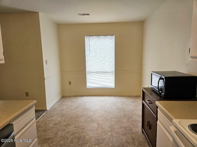 3309 Bridges Street, Morehead City, NC 28557