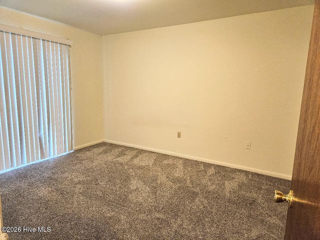 3309 Bridges Street, Morehead City, NC 28557