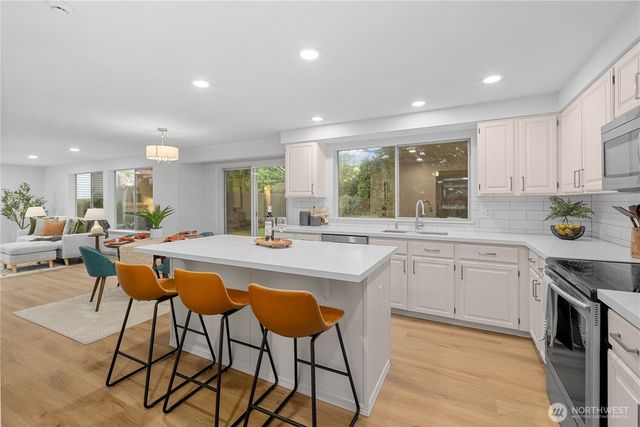 5103 Tower Drive NE, Tacoma, WA 98422