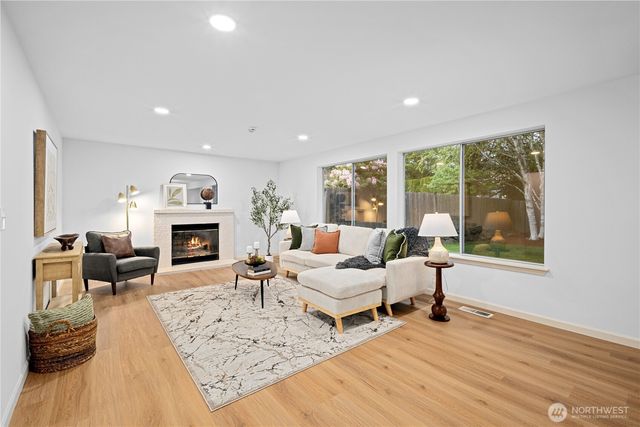 5103 Tower Drive NE, Tacoma, WA 98422