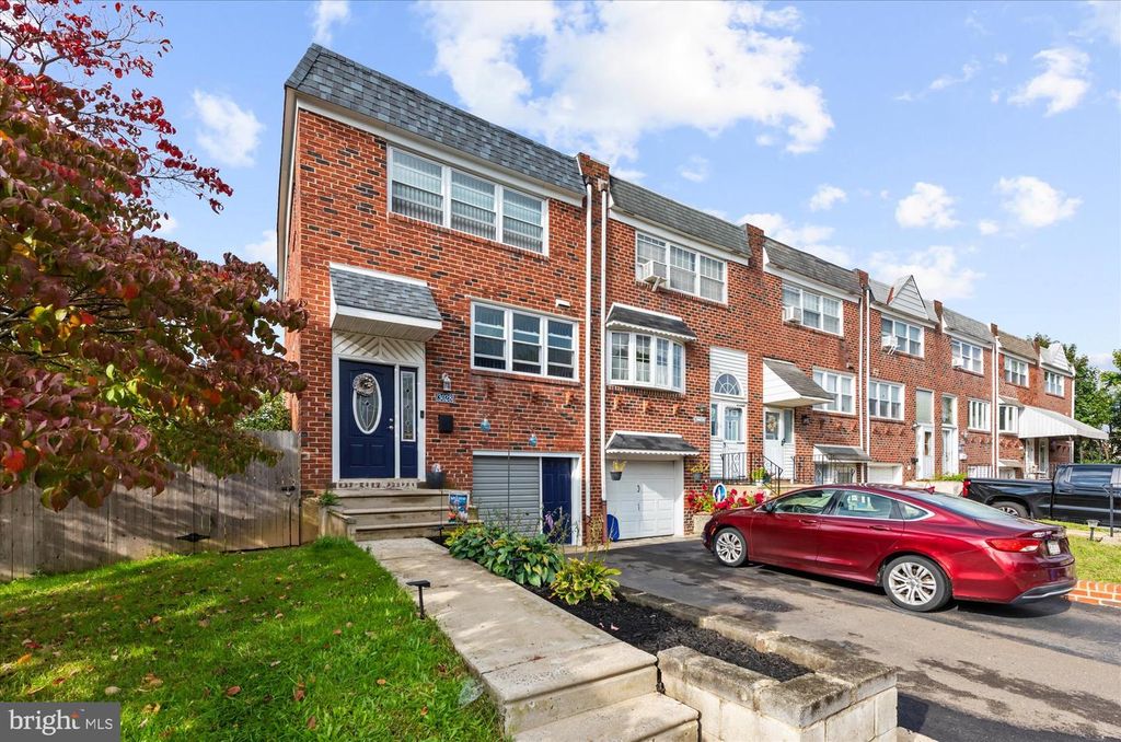 3028 FAIRDALE RD, PHILADELPHIA, PA 19154 — photo 2