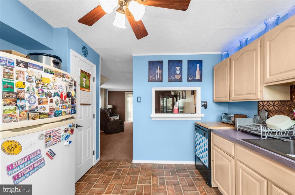 3028 FAIRDALE RD, PHILADELPHIA, PA 19154 — photo 4