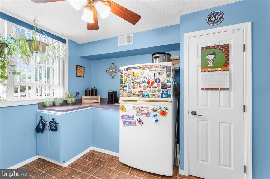 3028 FAIRDALE RD, PHILADELPHIA, PA 19154 — photo 5
