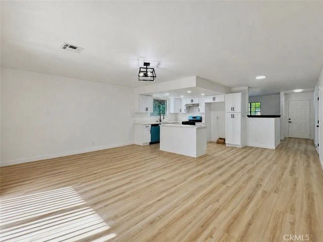 43815 Gillan, Lancaster, CA 93535