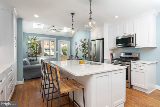 1147 COLONIAL AVE, Alexandria, VA 22314