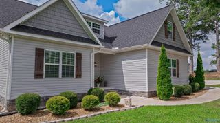 231 Hale Lane, Valley Head, AL 35989