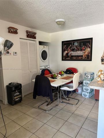 7120 NW 179th St 105, Hialeah, FL 33015