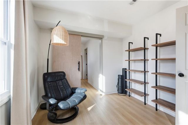 504 NW Holly Lane, Lee's Summit, MO 64086