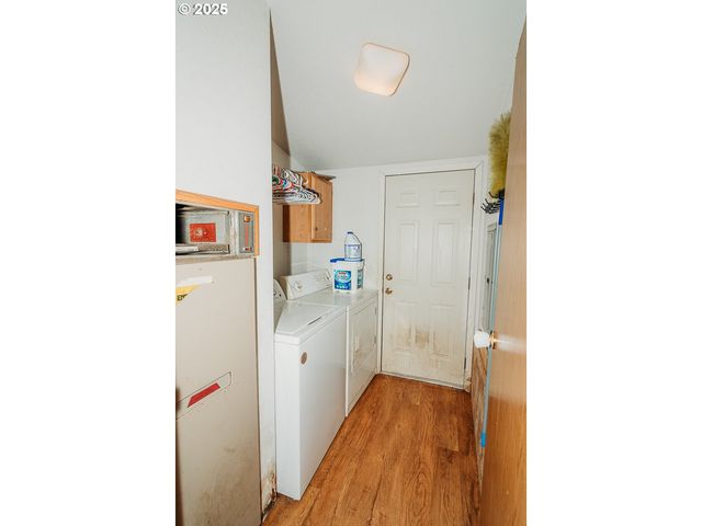 2350 N TERRY St, Eugene, OR 97402