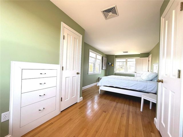 2 Overlook Drive, Bristol, RI 02809