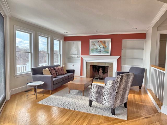 2 Overlook Drive, Bristol, RI 02809