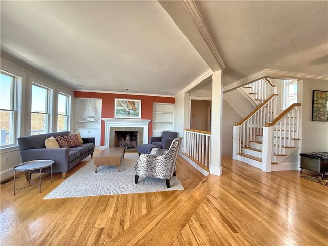 2 Overlook Drive, Bristol, RI 02809