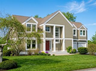 2 Overlook Drive, Bristol, RI 02809