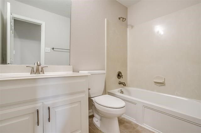 2692 Lake Ridge Drive, Little Elm, TX 75068