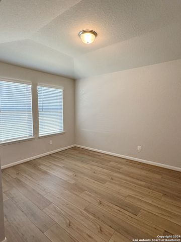 13135 Louberg Vly, San Antonio, TX 78253