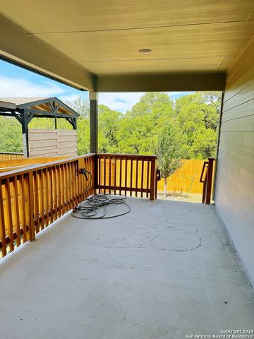13135 Louberg Vly, San Antonio, TX 78253