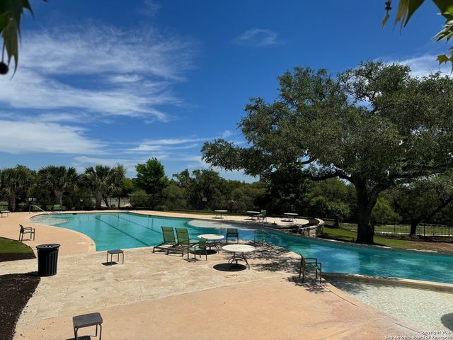 13135 Louberg Vly, San Antonio, TX 78253