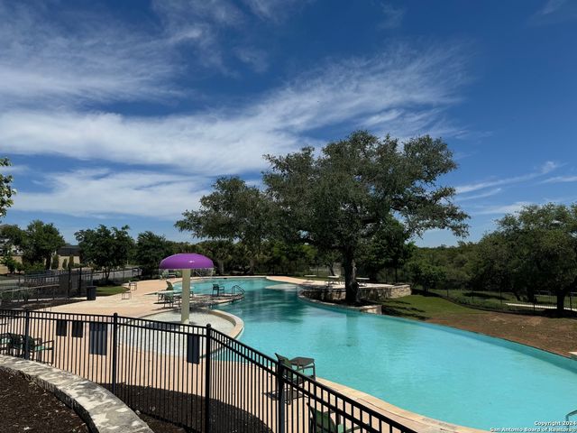 13135 Louberg Vly, San Antonio, TX 78253