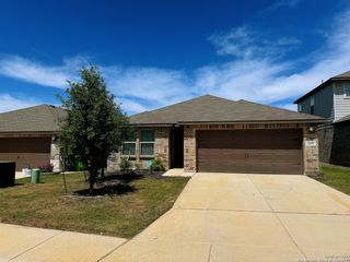 13135 Louberg Vly, San Antonio, TX 78253