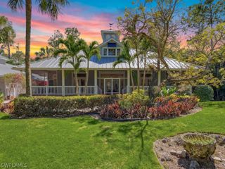 6480 Sandalwood LN, Naples, FL 34109