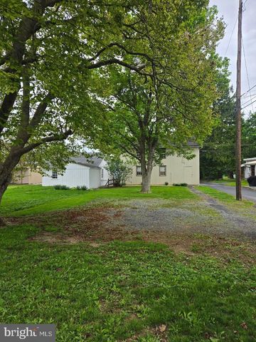 130 N RAILROAD ST, Annville, PA 17003