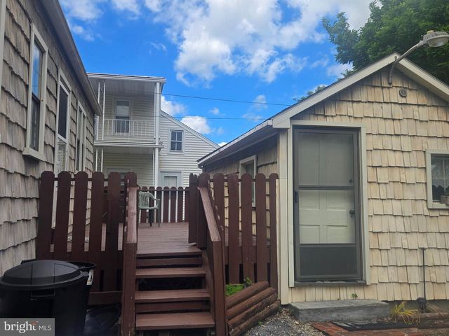 130 N RAILROAD ST, Annville, PA 17003