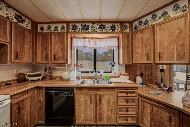 1891 Pearl Lane, Pahrump, NV 89060