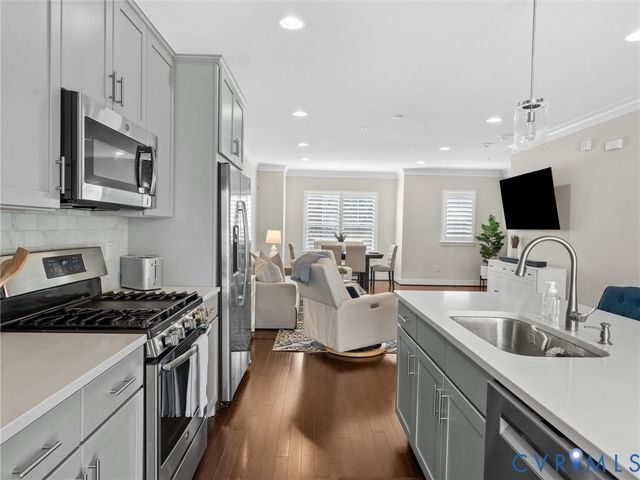 5408 Libbie Mill West Blvd, Richmond, VA 23230