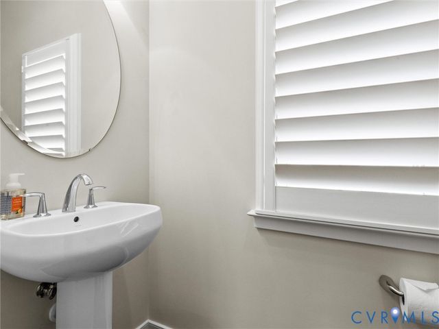 5408 Libbie Mill West Blvd, Richmond, VA 23230