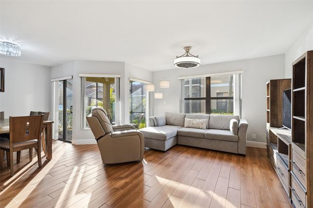 8412 Shadow Ct 8412, Coral Springs, FL 33071