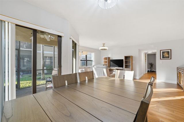 8412 Shadow Ct 8412, Coral Springs, FL 33071