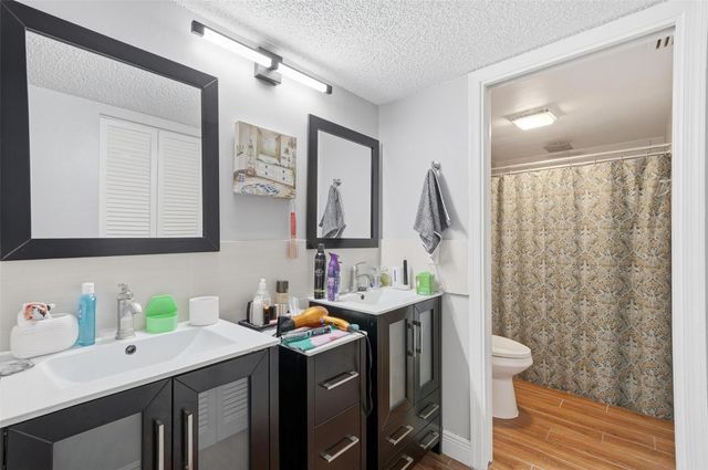 8412 Shadow Ct 8412, Coral Springs, FL 33071