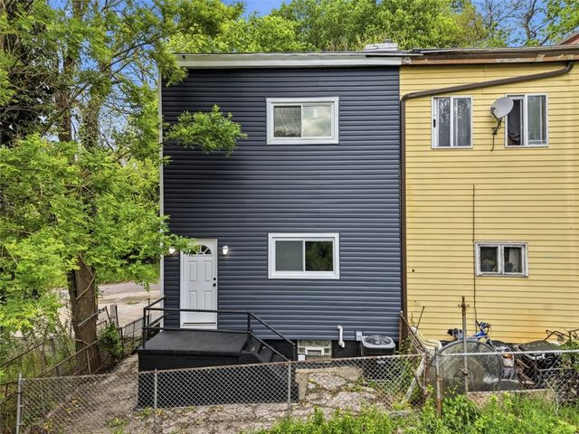 12 boston, Marshall Shadeland, PA 15212