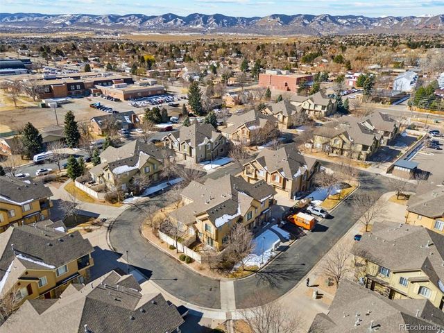 9972 W Jewell Ave B, Lakewood, CO 80232