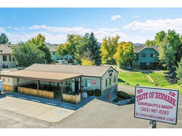 9972 W Jewell Ave B, Lakewood, CO 80232