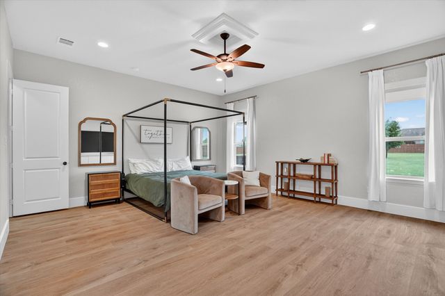 10917 Chriswood Drive, Crowley, TX 76036
